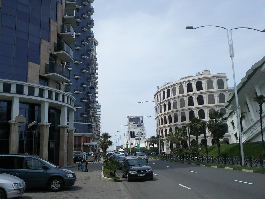 Apartment Orbi Sea Tower David Batumi Exterior photo